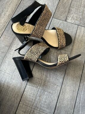 Vince Camuto Leopard Spot Block Heel Sandals - Black & Tan